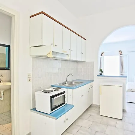 Villa Eleni By Mediterraneanvillas